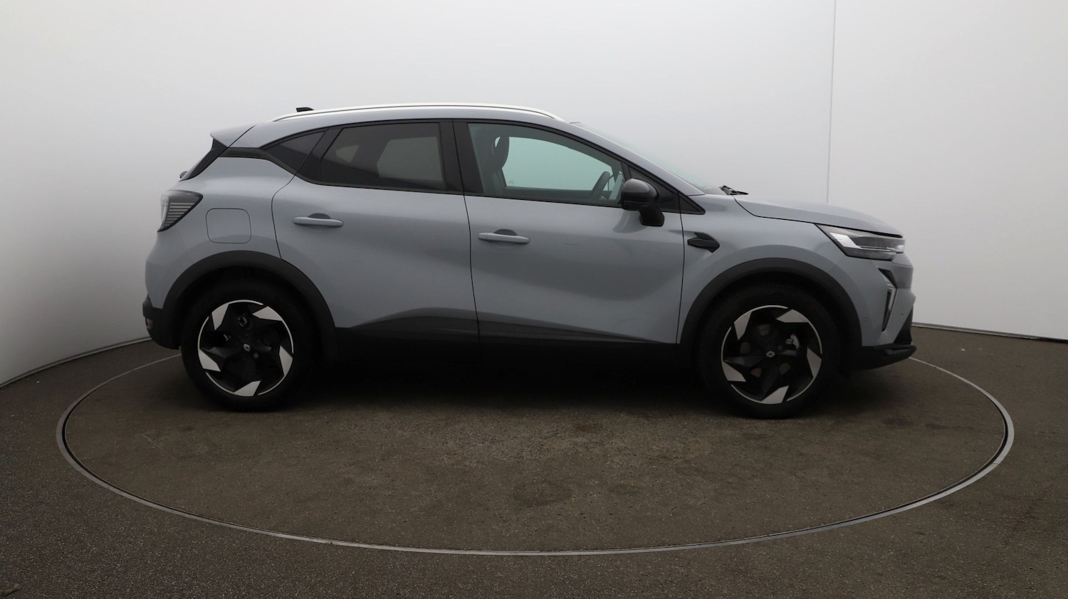 Used Renault Captur for sale - 76809651: Photo 41