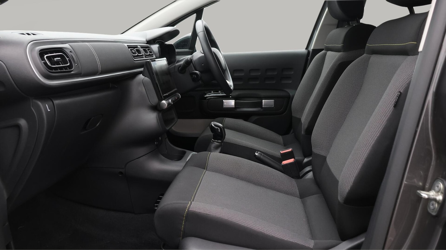 Used Citroen C3 2023 for sale - 76613368: Photo 15