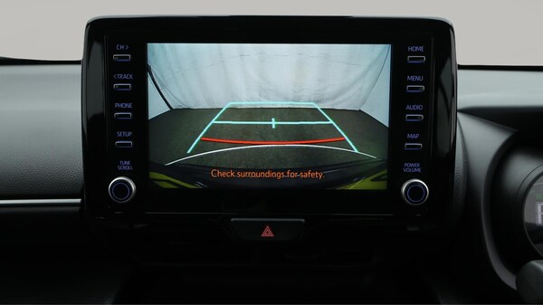 Used Toyota Yaris Cross 2023 for sale - 76336342: Photo 24