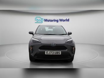 Used Toyota Yaris Cross 2023 for sale - 76336342: Photo 3