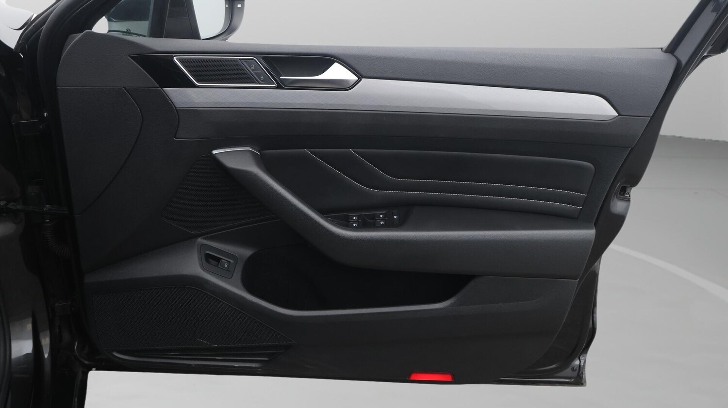 Used Volkswagen Passat for sale - 76728884: Photo 16