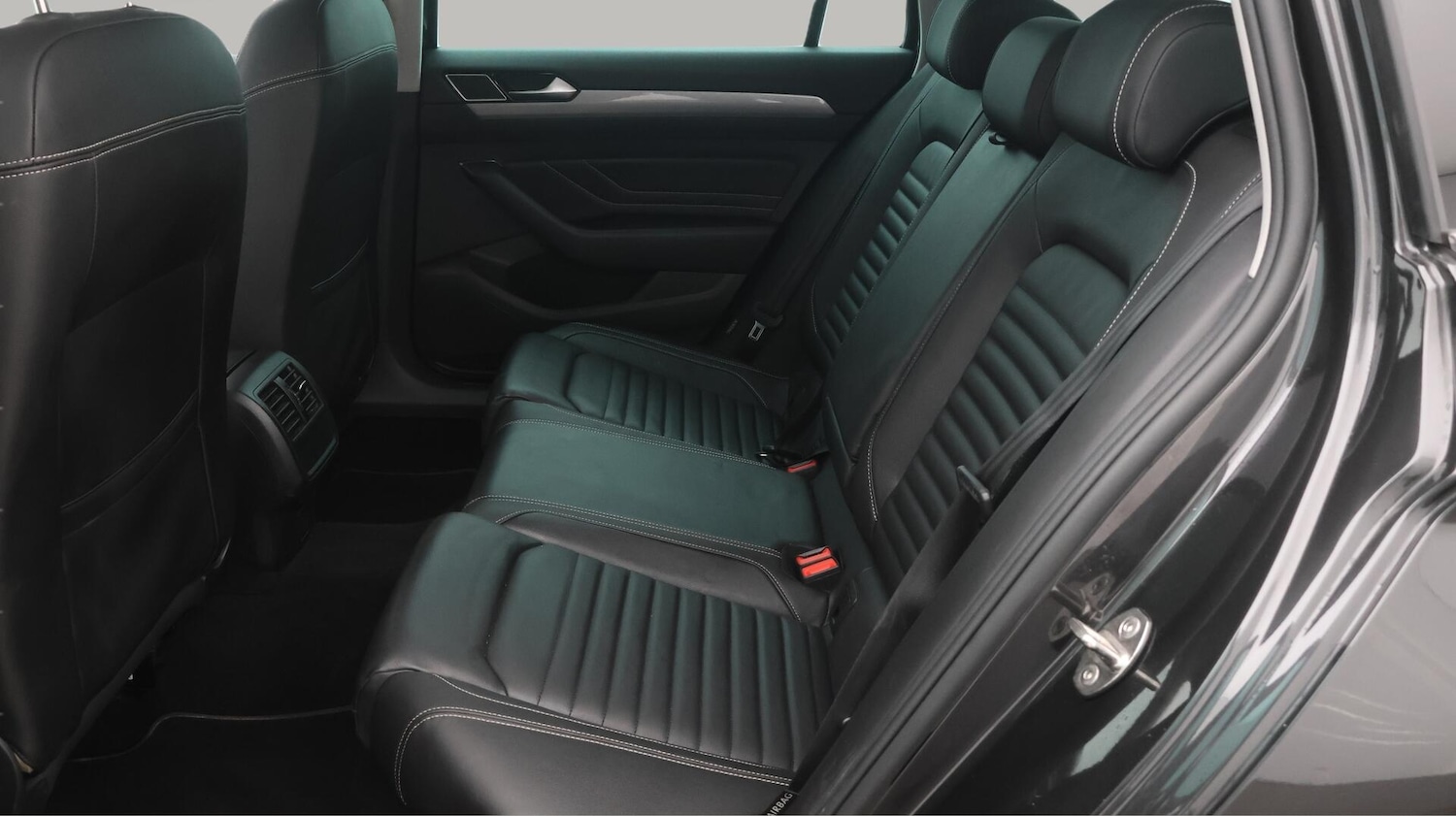 Used Volkswagen Passat for sale - 76728884: Photo 17