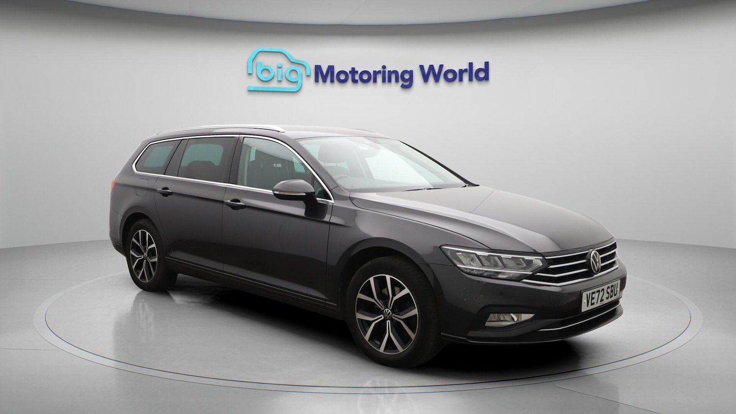 Used Volkswagen Passat for sale - 76728884: Photo 2