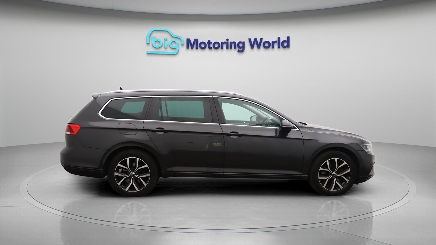 Used Volkswagen Passat for sale - 76728884: Photo 9