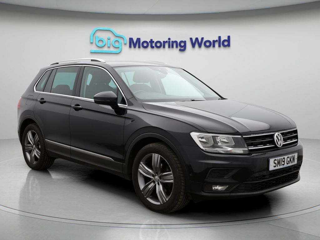 Used Volkswagen Tiguan 2019 for sale - 77136002: Photo 1
