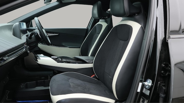 Used Kia EV6 2023 for sale - 76283936: Photo 15