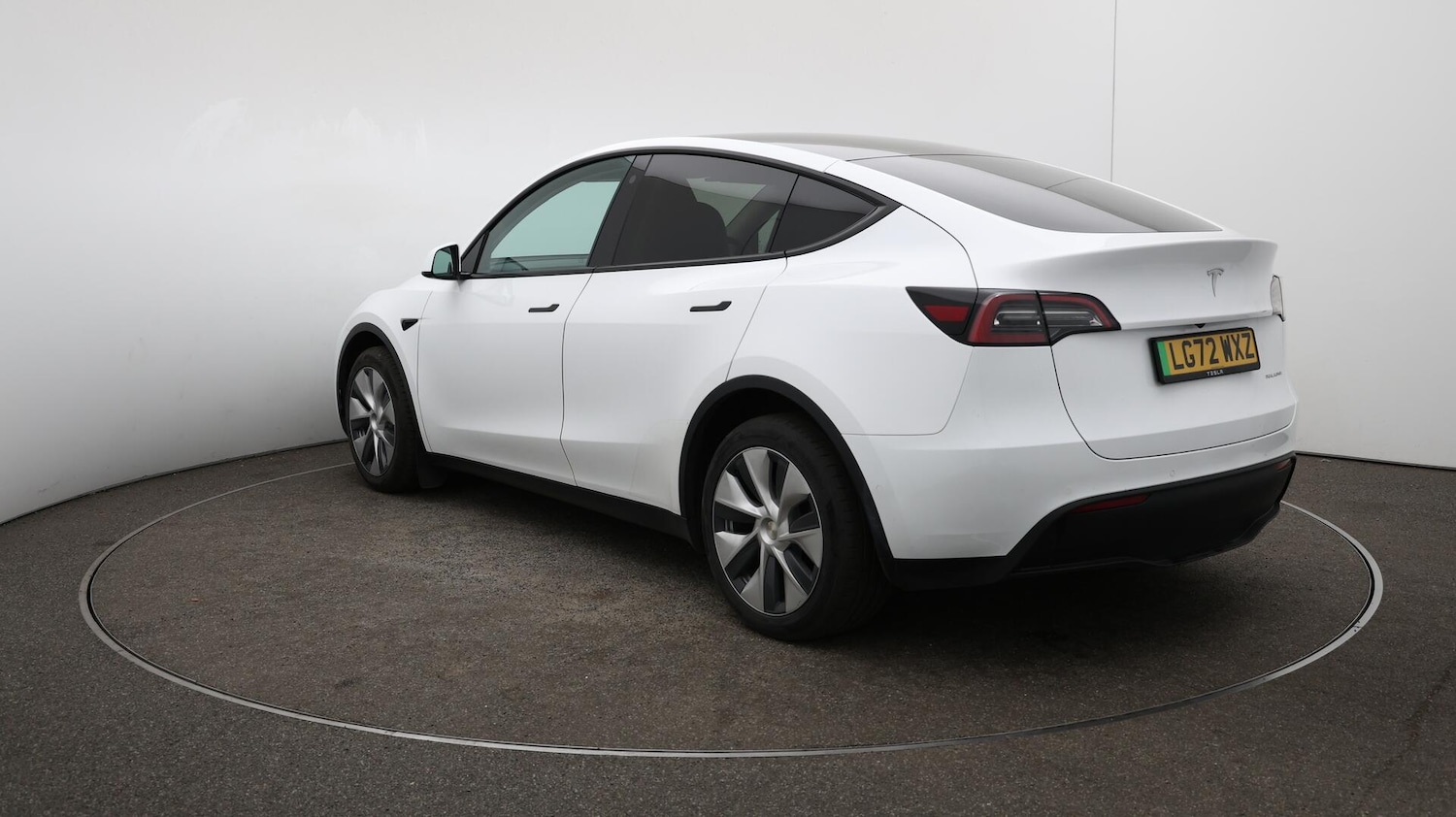 Used Tesla Model Y 2022 for sale - 76572972: Photo 63