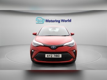 Used Toyota C-HR 2021 for sale - 76786397: Photo