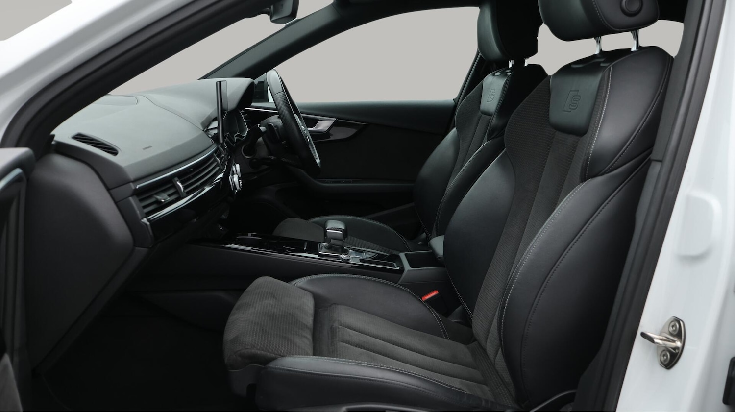 Used Audi A4 2021 for sale - 76433273: Photo 15