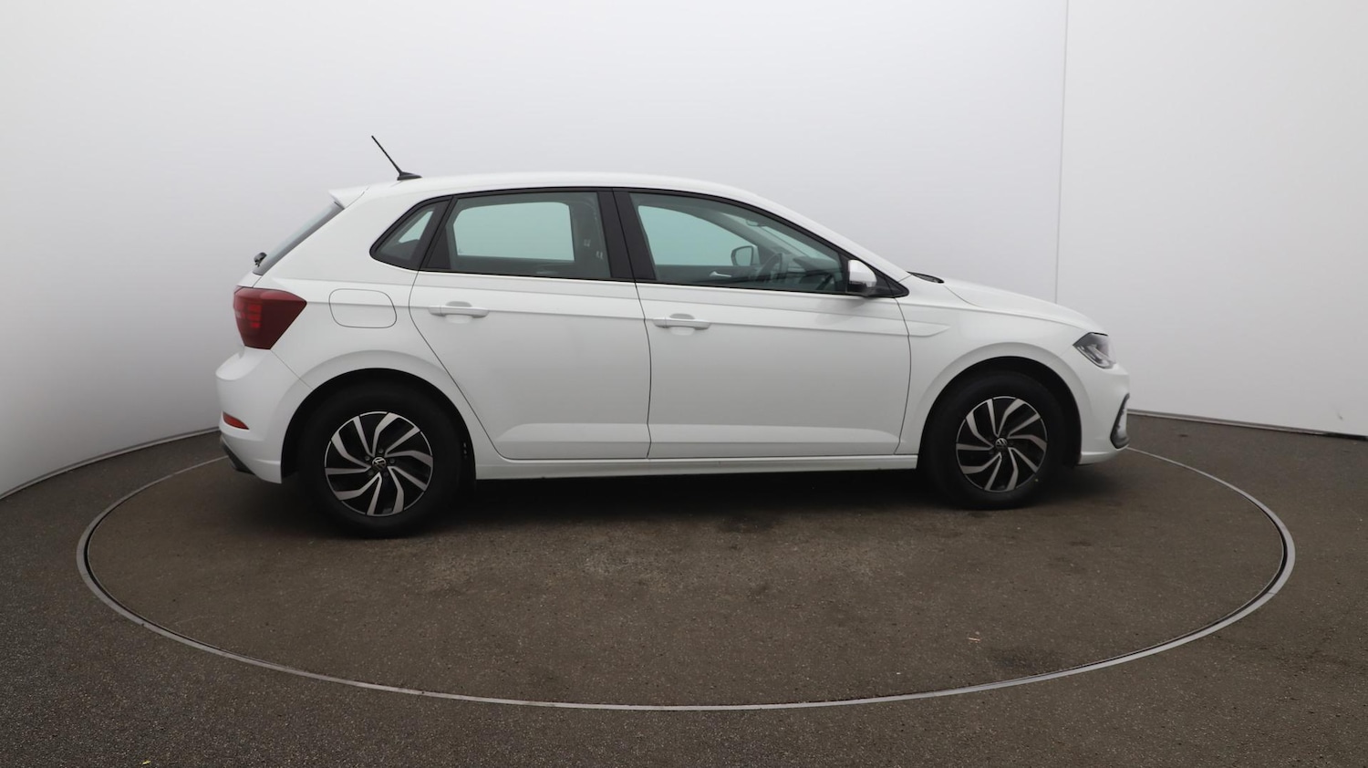 Used Volkswagen Polo 2024 for sale - 76538297: Photo 49
