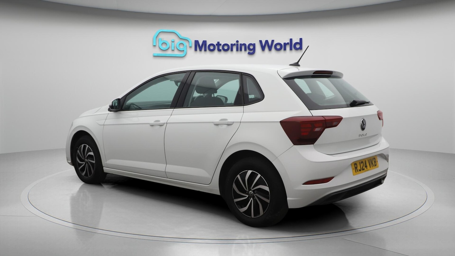 Used Volkswagen Polo 2024 for sale - 76538297: Photo 6