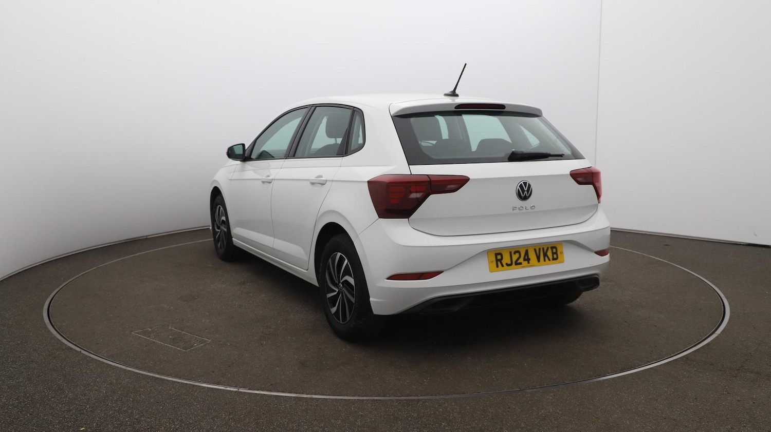 Used Volkswagen Polo 2024 for sale - 76538297: Photo 60