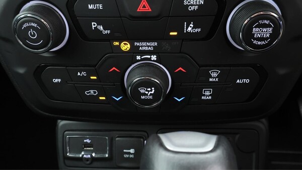 Used Jeep Renegade 2021 for sale - 75678069: Photo 13