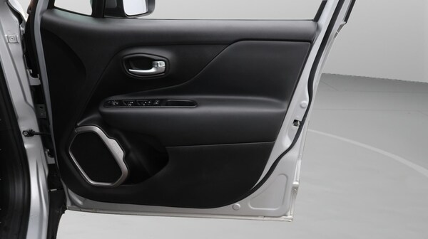 Used Jeep Renegade 2021 for sale - 75678069: Photo 16