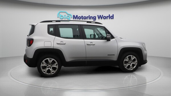 Used Jeep Renegade 2021 for sale - 75678069: Photo 9