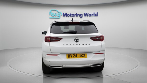 Used Vauxhall Grandland 2024 for sale - 75402422: Photo 7