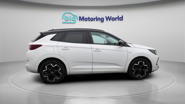 Used Vauxhall Grandland 2024 for sale - 75402422: Photo 9