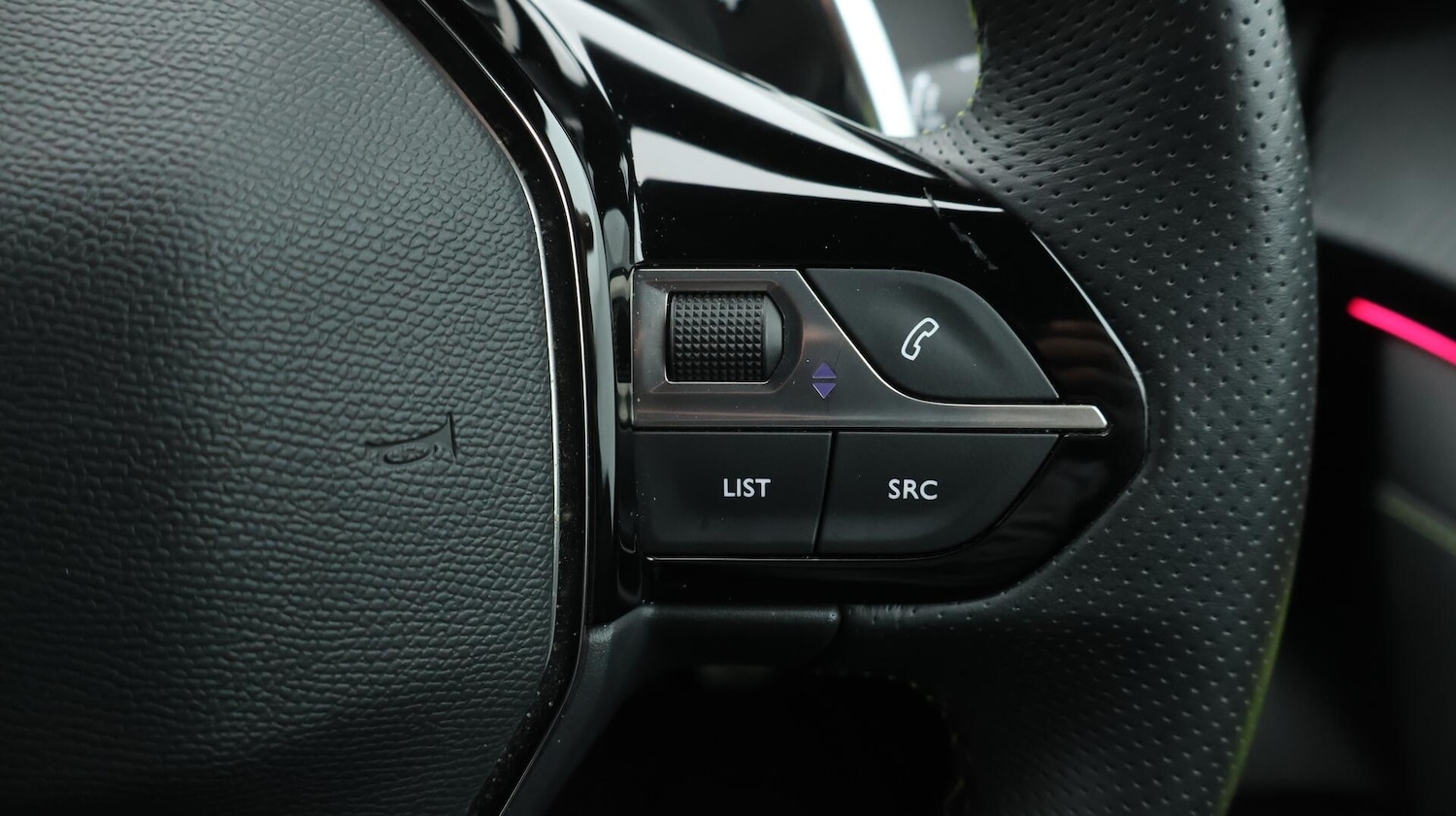 Used Peugeot 208 2023 for sale - 76349702: Photo 24