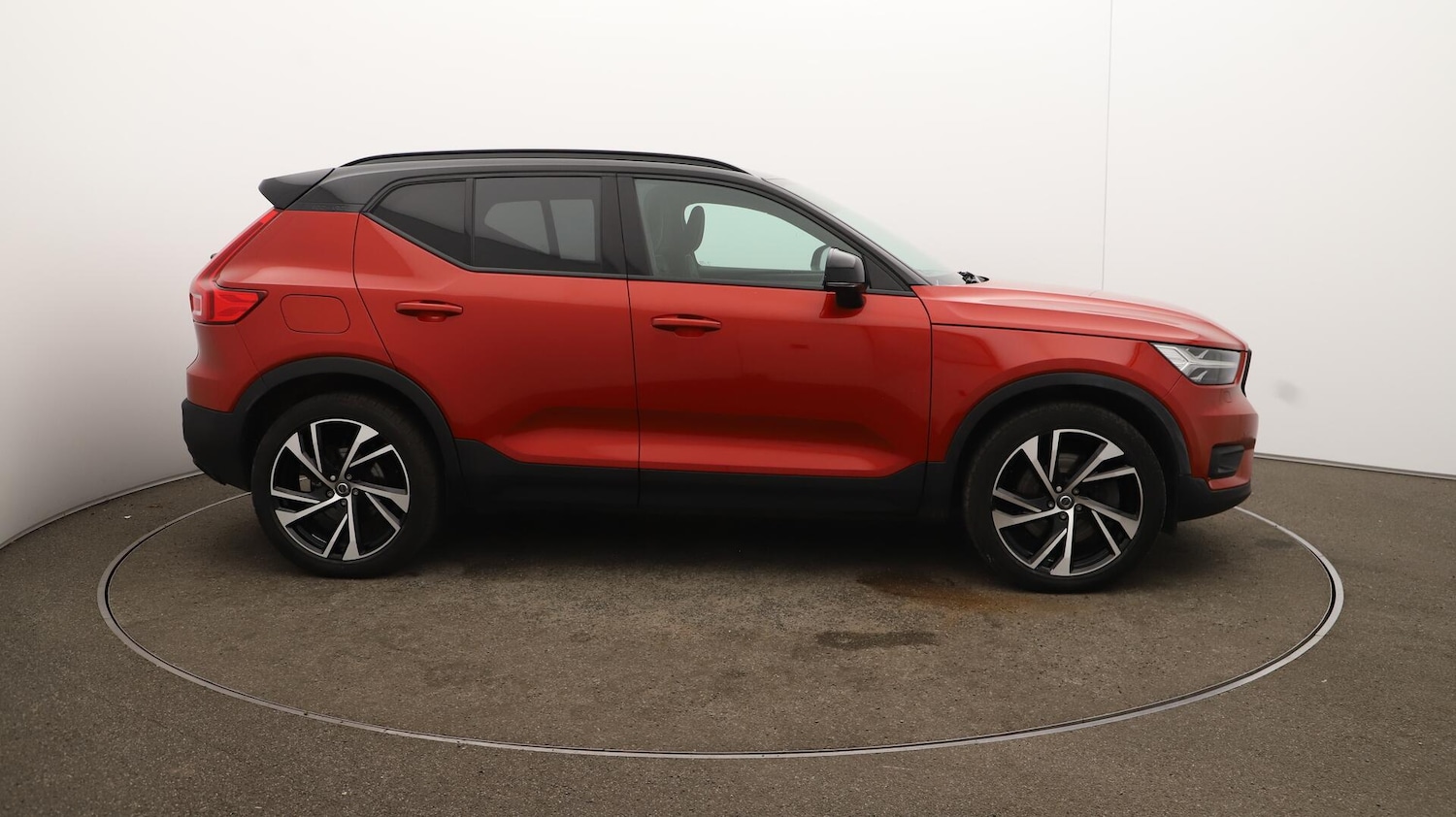 Used Volvo XC40 2021 for sale - 76084134: Photo 49