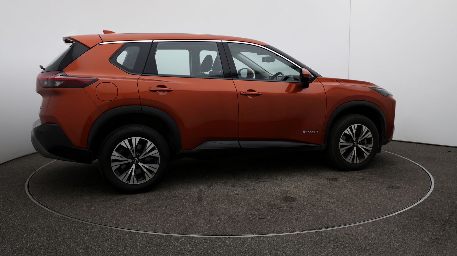 Used Nissan X-Trail for sale - 76811503: Photo 44