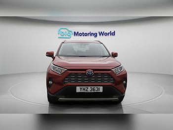 Used Toyota RAV4 2019 for sale - 76294562: Photo 3