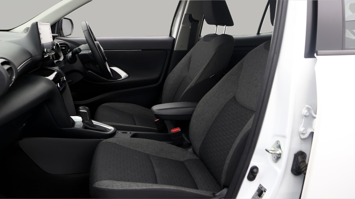 Used Toyota Yaris Cross 2022 for sale - 77707515: Photo 14