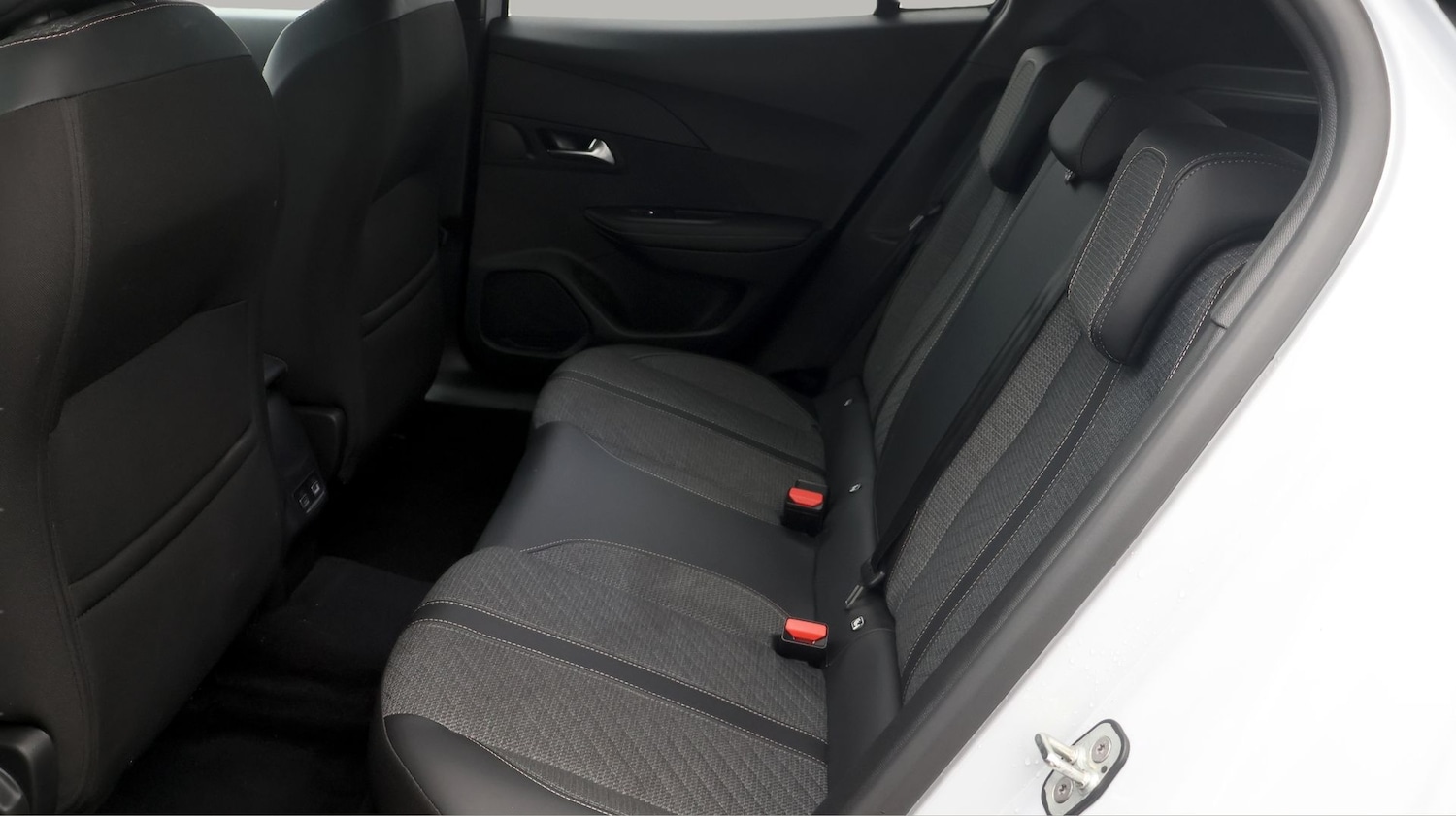 Used Peugeot 2008 2025 for sale - 77432771: Photo 16