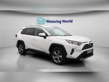 Used Toyota RAV4 2020 for sale - 75200010: Photo