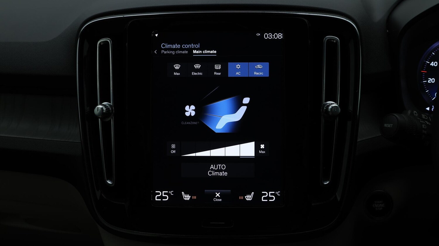 Used Volvo XC40 2022 for sale - 76059815: Photo 13