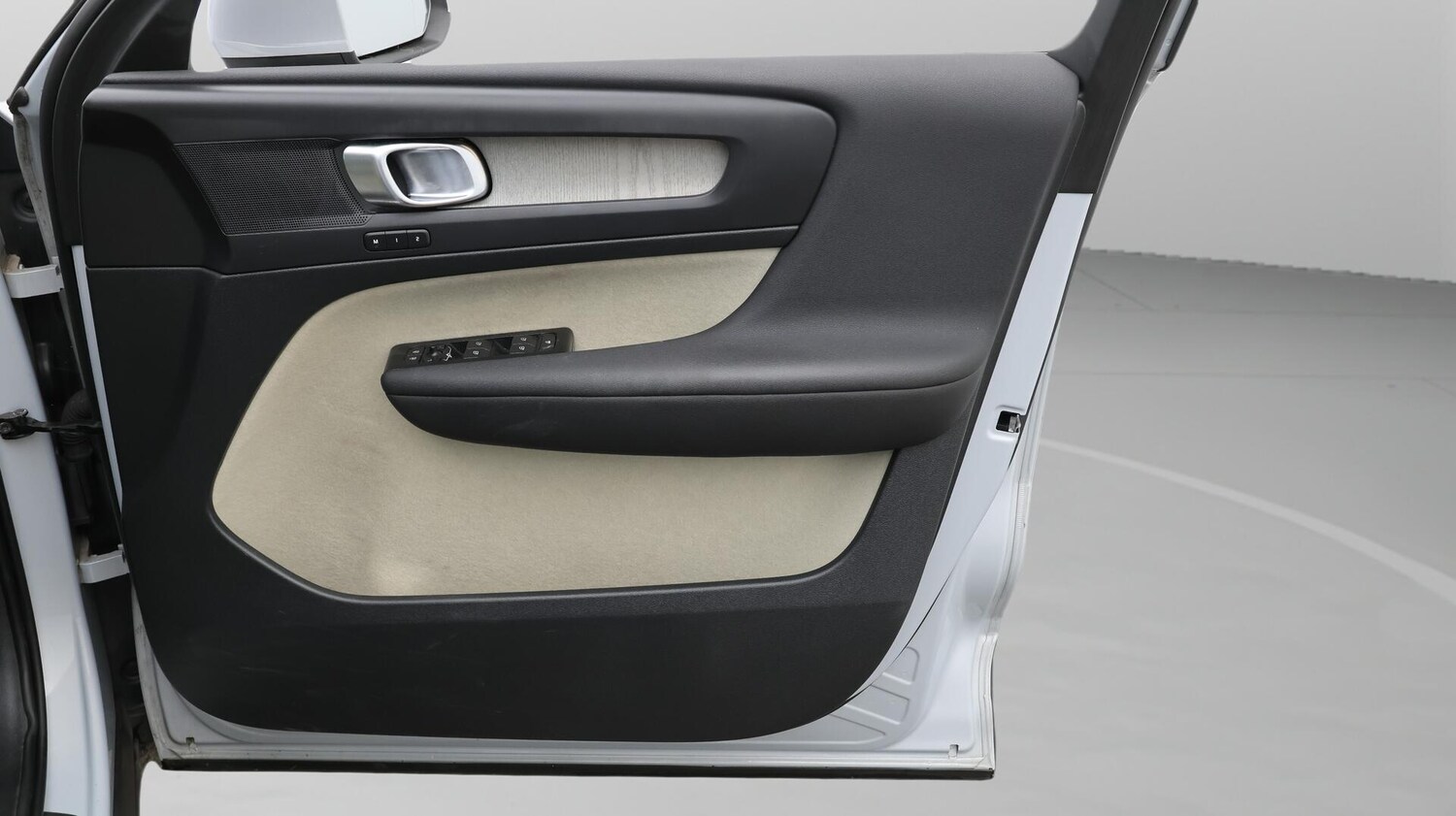 Used Volvo XC40 2022 for sale - 76059815: Photo 16