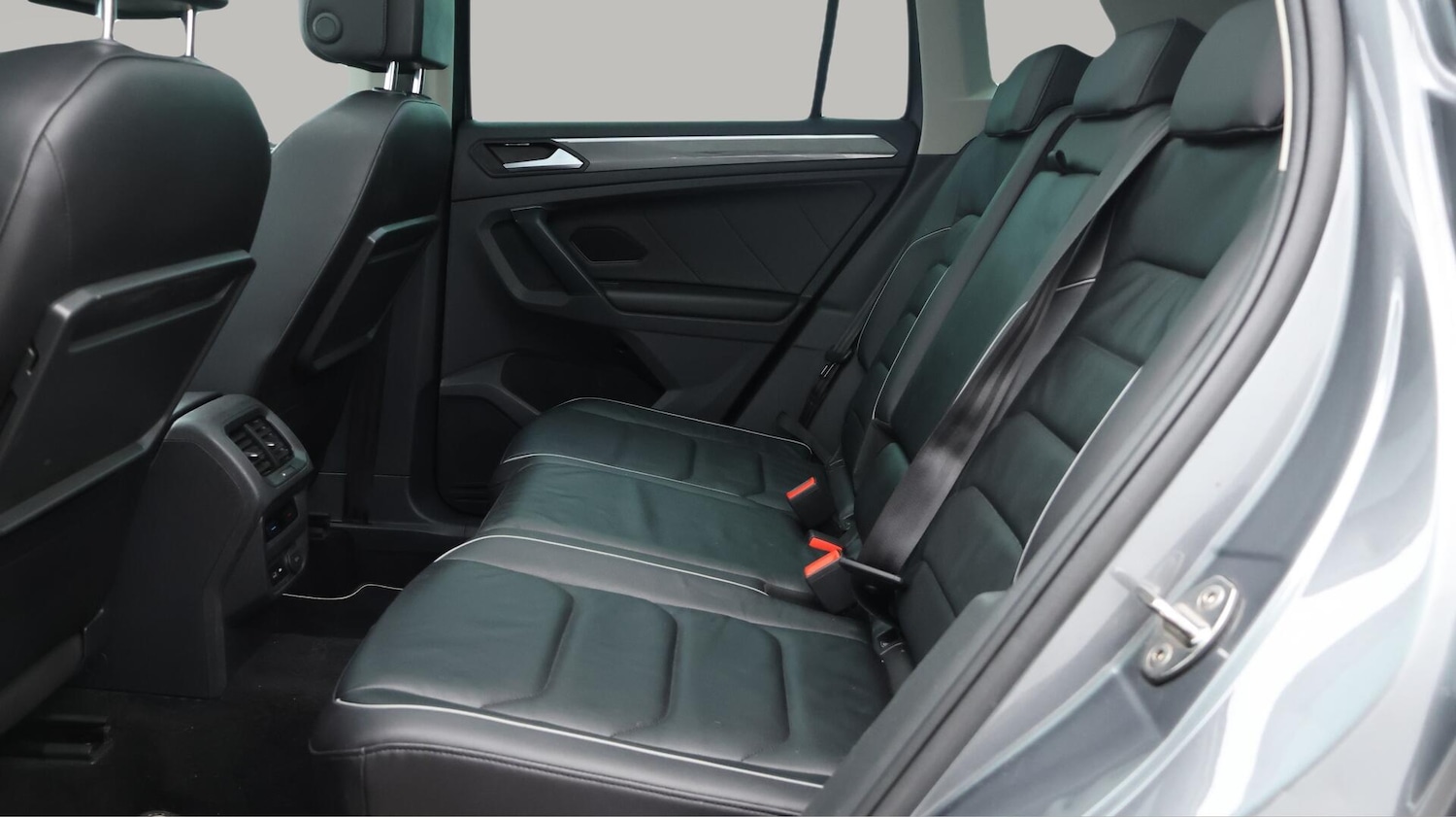 Used Volkswagen Tiguan 2019 for sale - 76522401: Photo 17