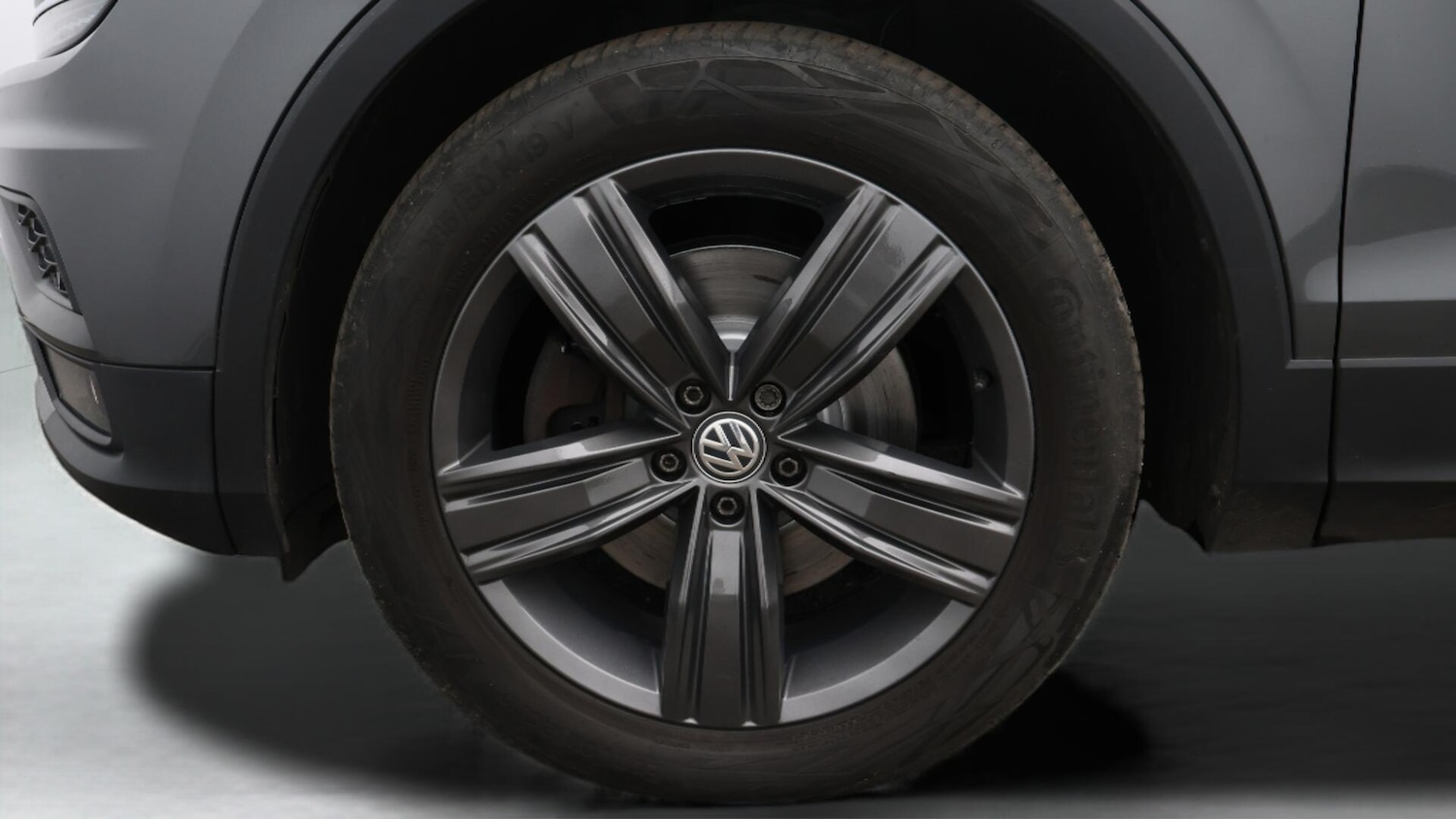 Used Volkswagen Tiguan 2019 for sale - 76522401: Photo 19