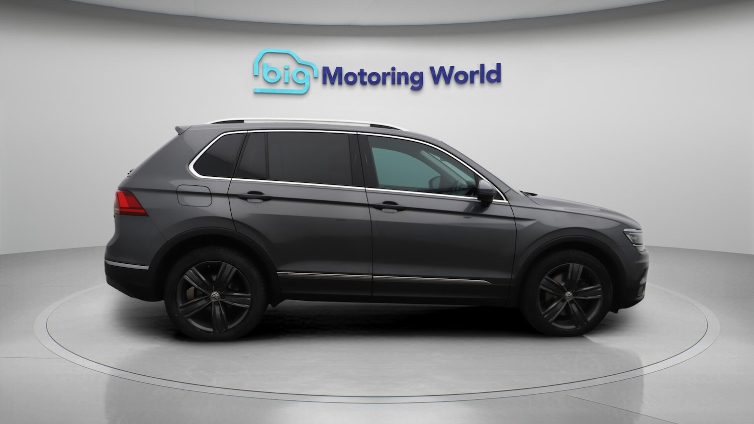 Used Volkswagen Tiguan 2019 for sale - 76522401: Photo 9