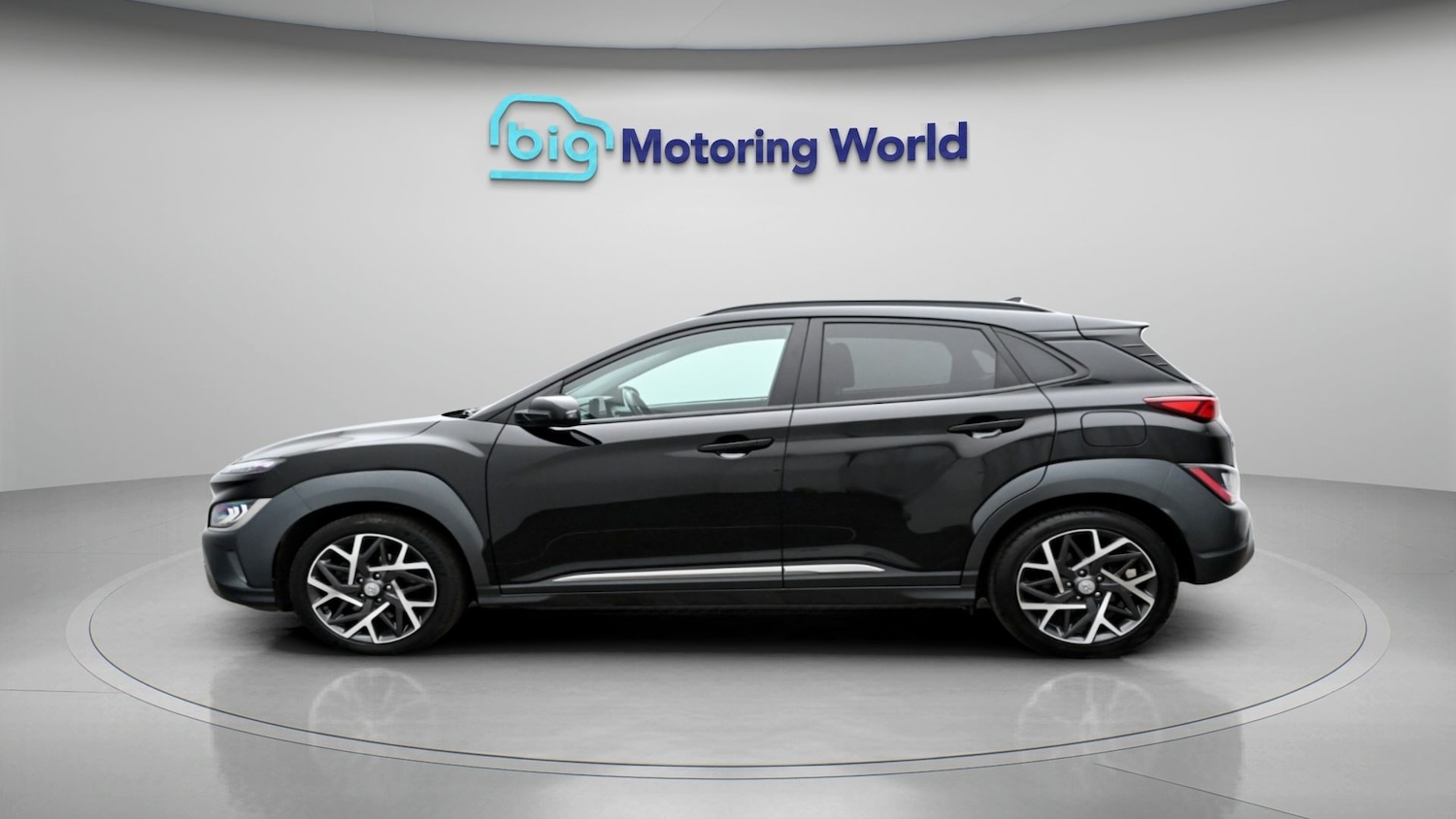 Used Hyundai KONA 2023 for sale - 78133679: Photo 4