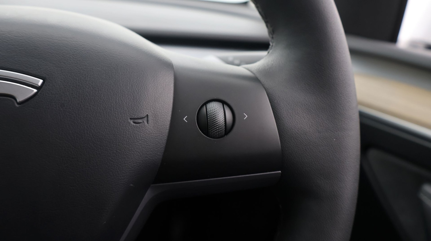 Used Tesla Model Y for sale - 77502469: Photo 27