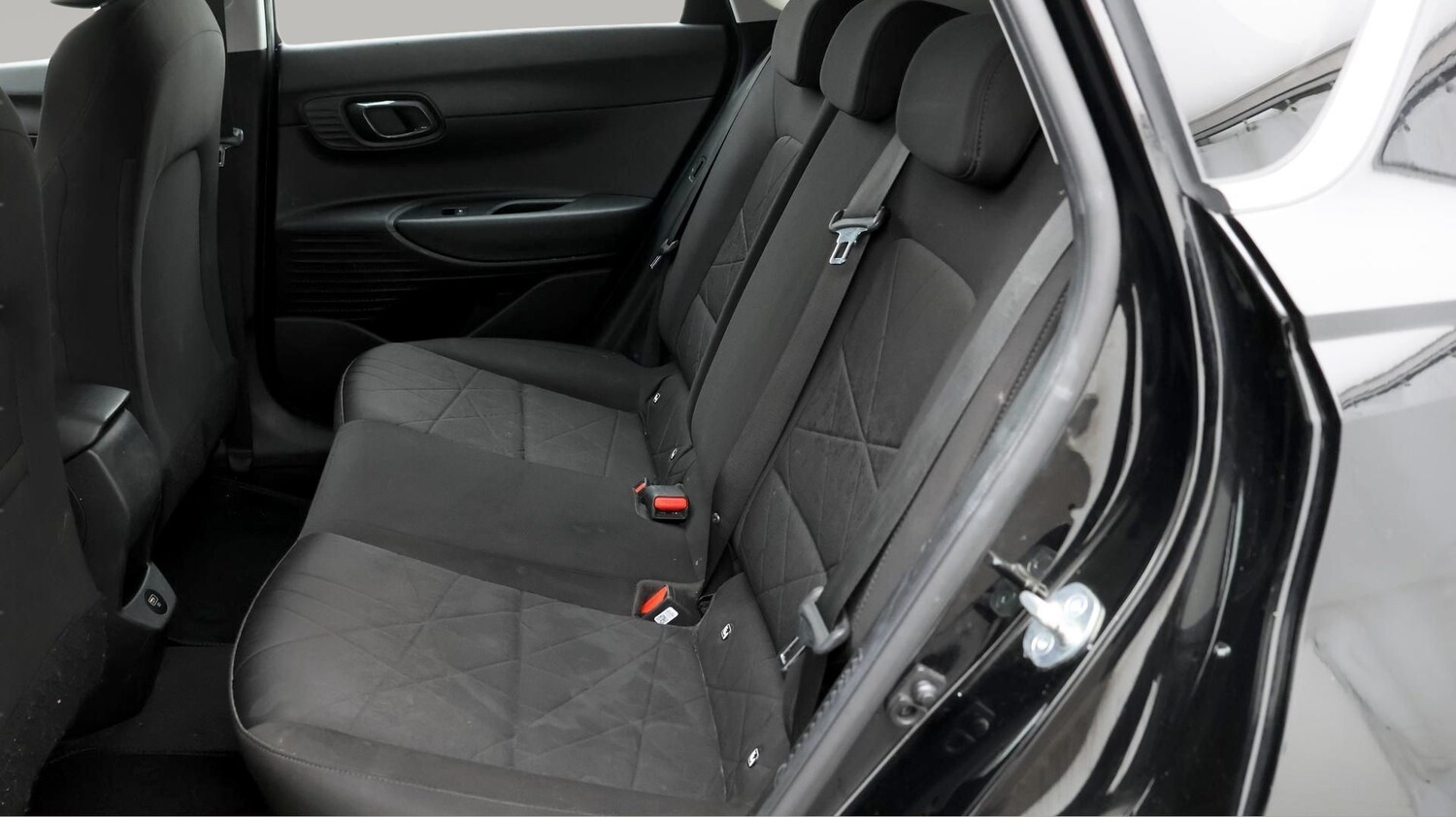 Used Hyundai BAYON 2023 for sale - 77678973: Photo 16