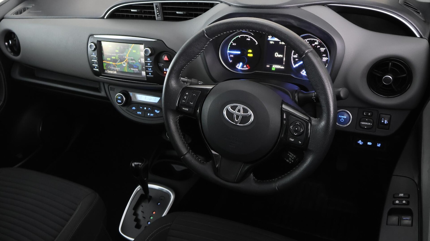 Used Toyota Yaris 2018 for sale - 76585380: Photo 10