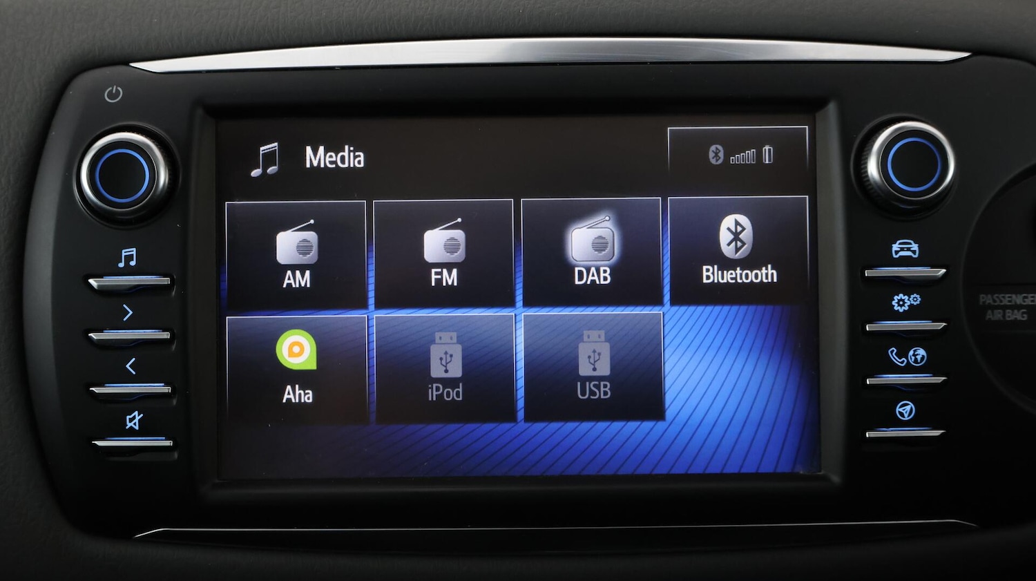 Used Toyota Yaris 2018 for sale - 76585380: Photo 25