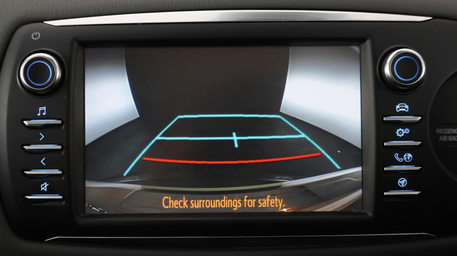 Used Toyota Yaris 2018 for sale - 76585380: Photo 26