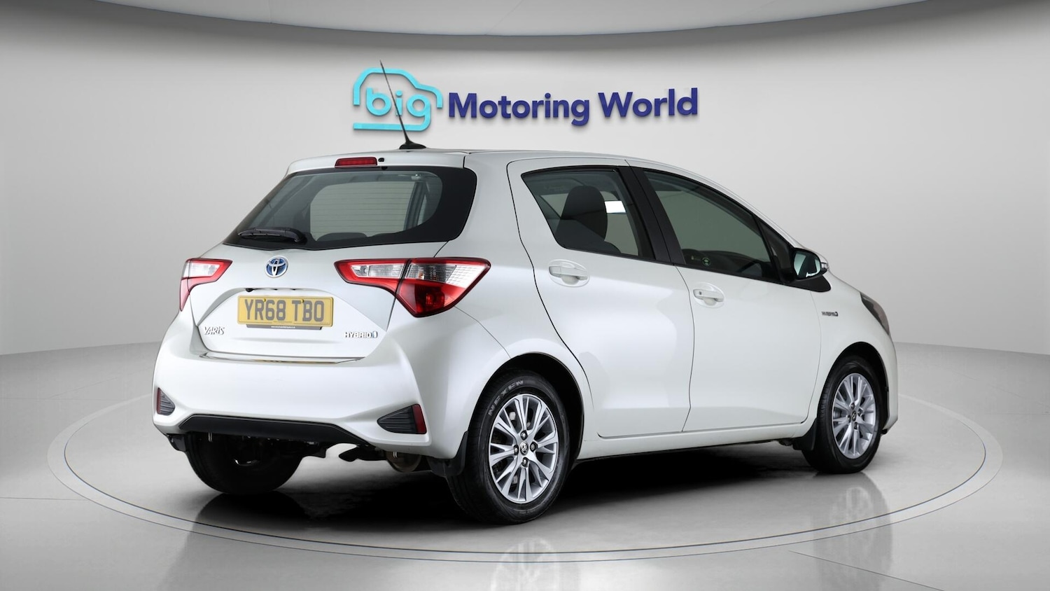 Used Toyota Yaris 2018 for sale - 76585380: Photo 8