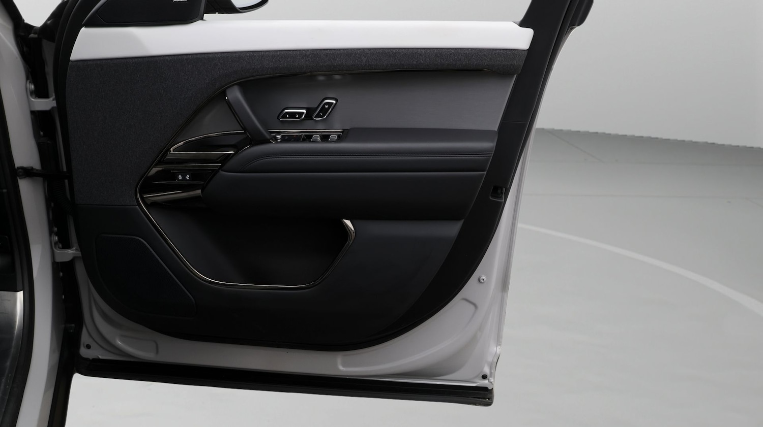 Used Land Rover Range Rover Sport 2024 for sale - 77743488: Photo 15