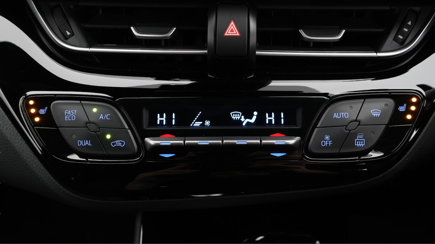 Used Toyota C-HR 2021 for sale - 76700871: Photo 13