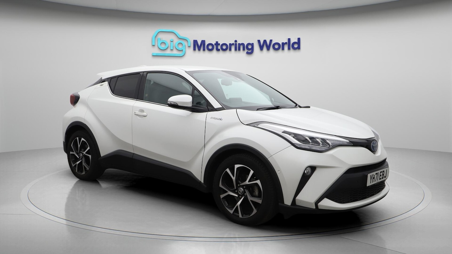 Used Toyota C-HR 2021 for sale - 76700871: Photo 2