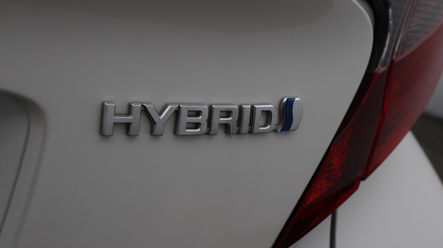 Used Toyota C-HR 2021 for sale - 76700871: Photo 24