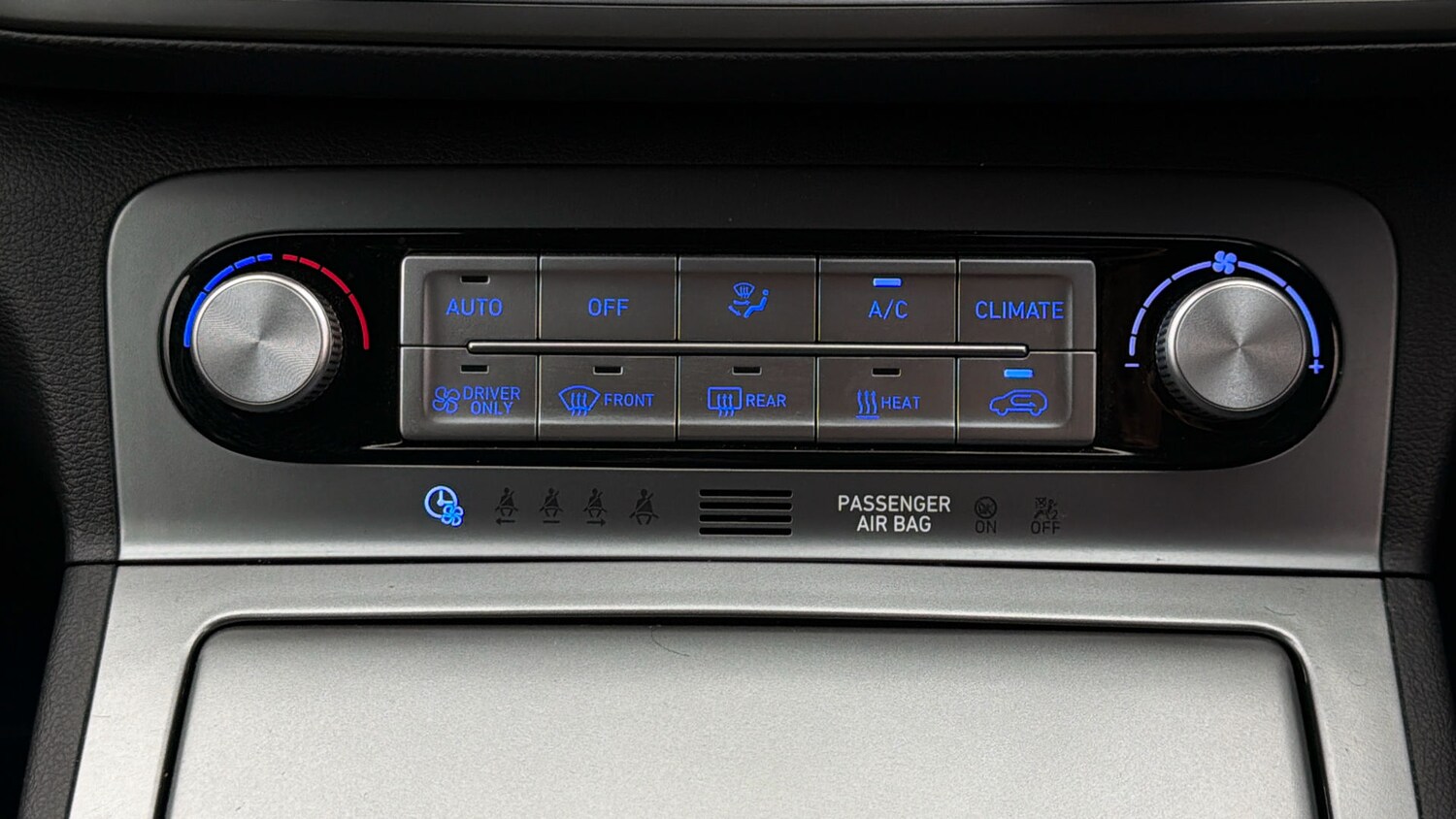 Used Hyundai KONA 2023 for sale - 77943923: Photo 11