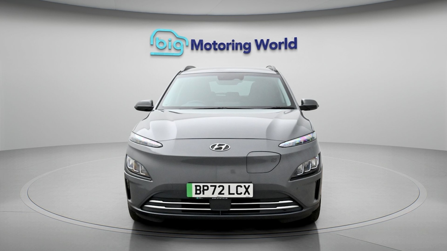 Used Hyundai KONA 2023 for sale - 77943923: Photo 2
