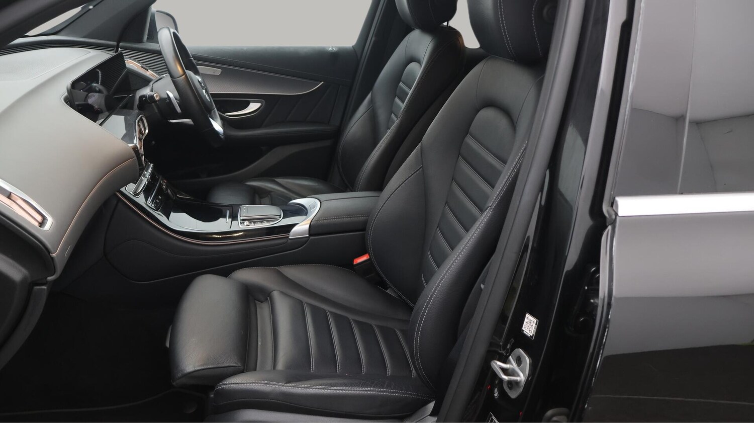 Used Mercedes-Benz EQC 2021 for sale - 76498949: Photo 15