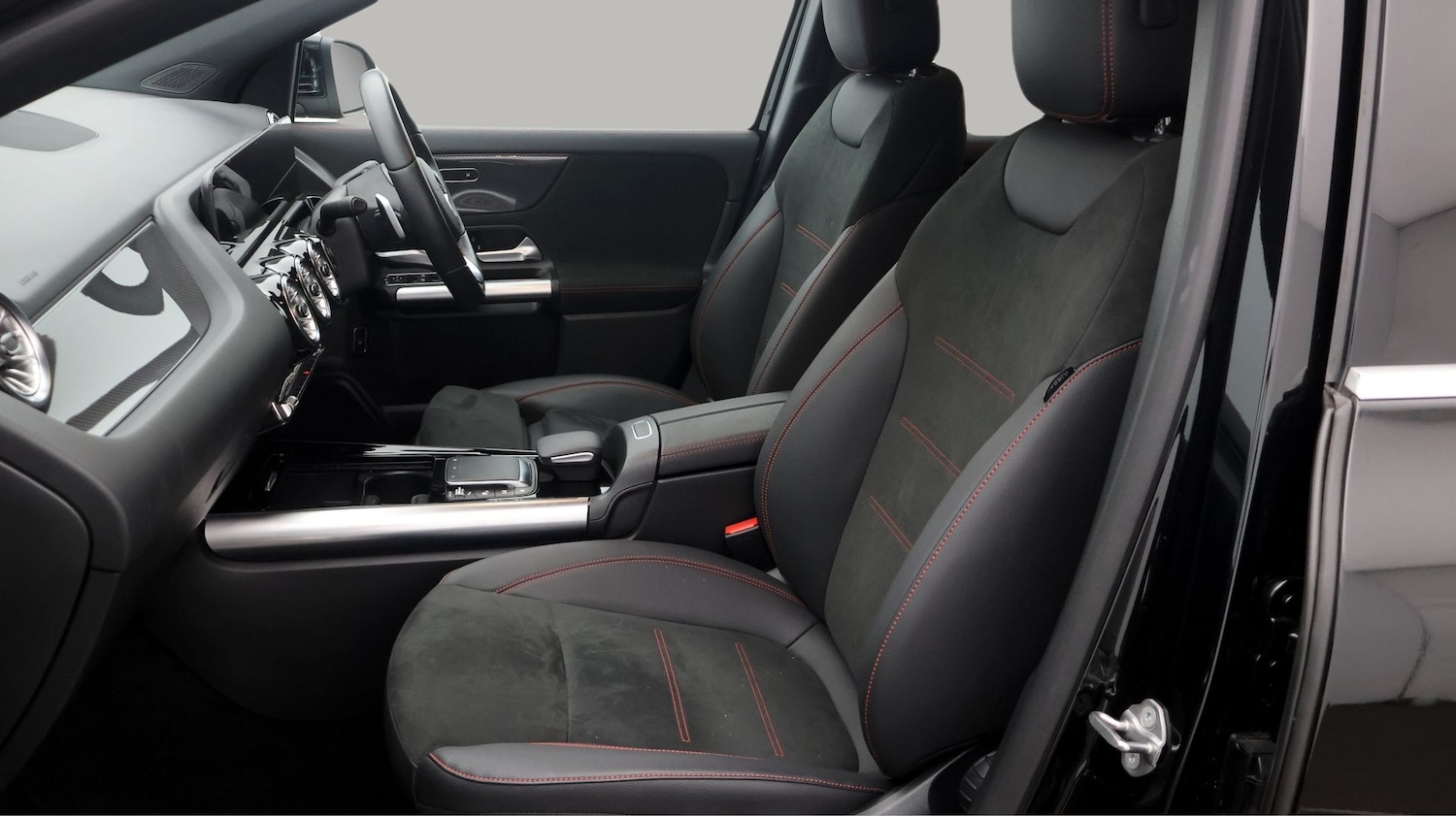 Used Mercedes-Benz GLA 2023 for sale - 77245093: Photo 14