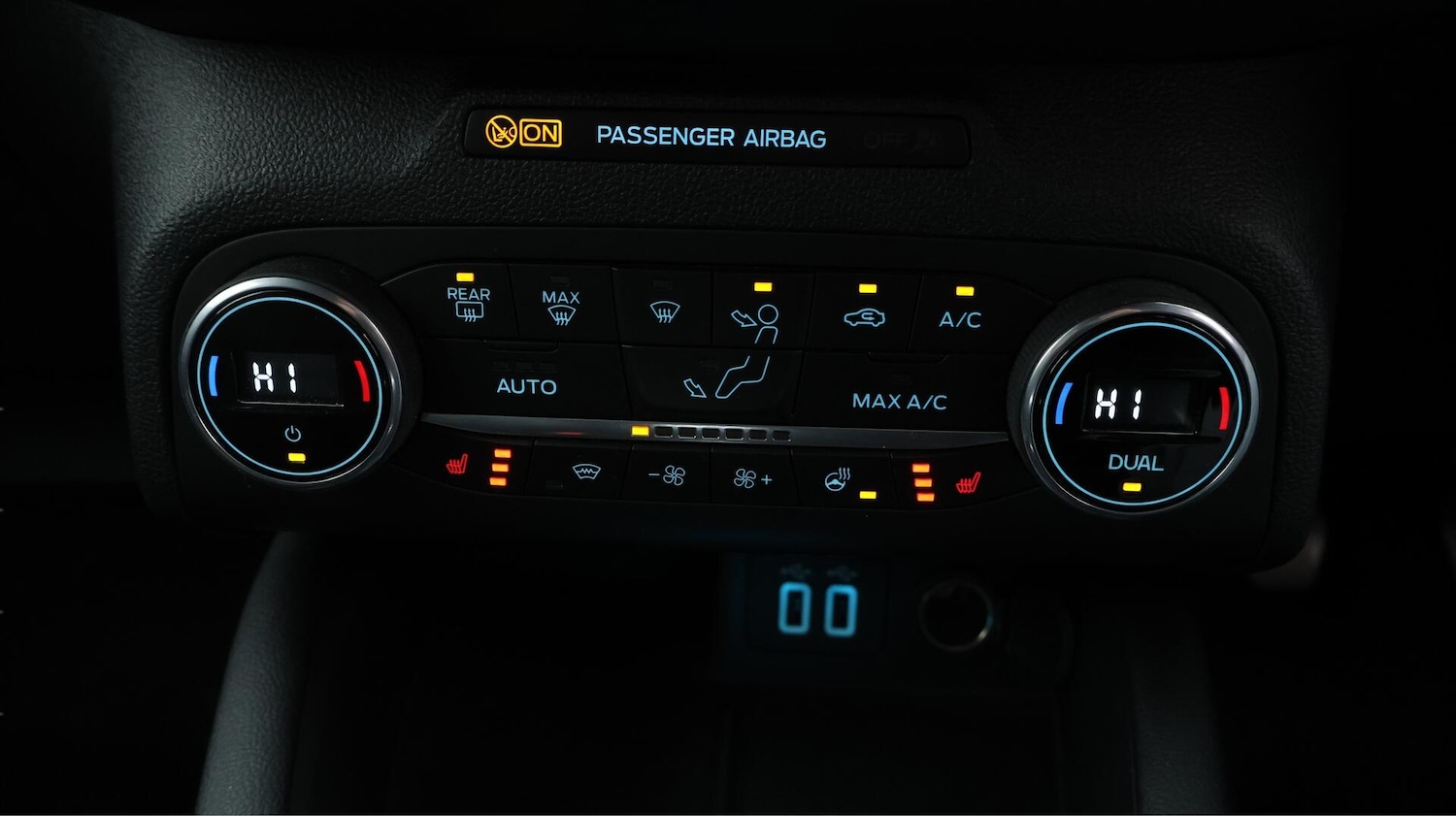 Used Ford Focus 2021 for sale - 76550045: Photo 13