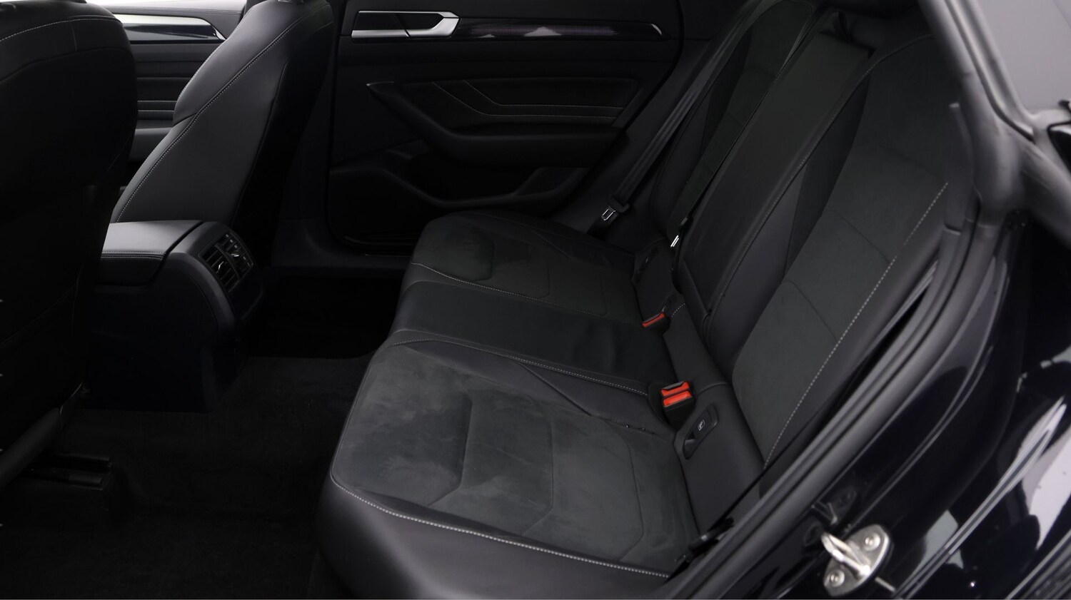 Used Volkswagen Arteon 2023 for sale - 77318423: Photo 16